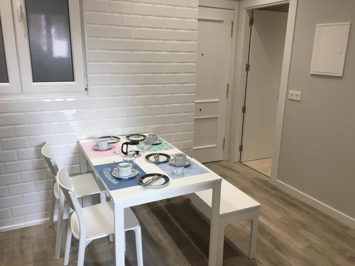 Apartamentos Gyc Viviendas Deluxe เลออน ภายนอก รูปภาพ
