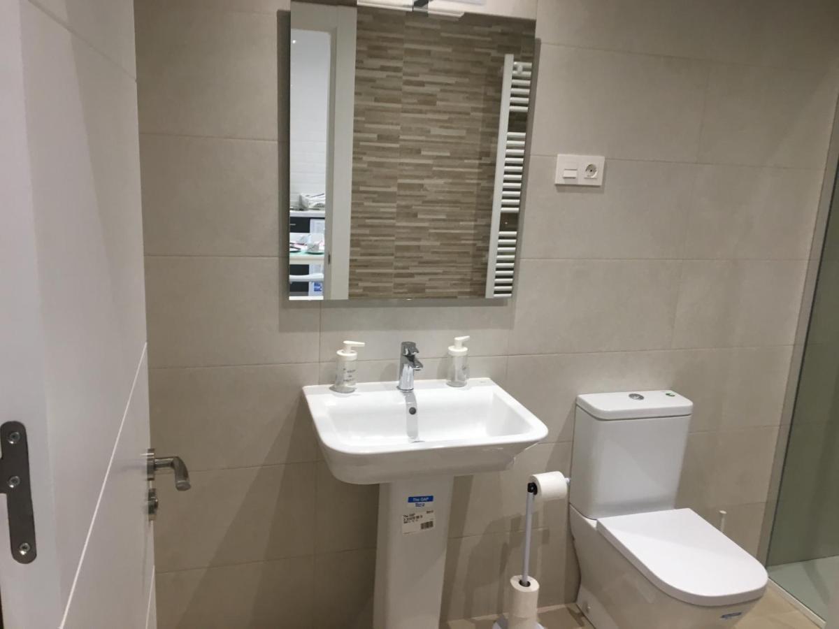Apartamentos Gyc Viviendas Deluxe เลออน ภายนอก รูปภาพ