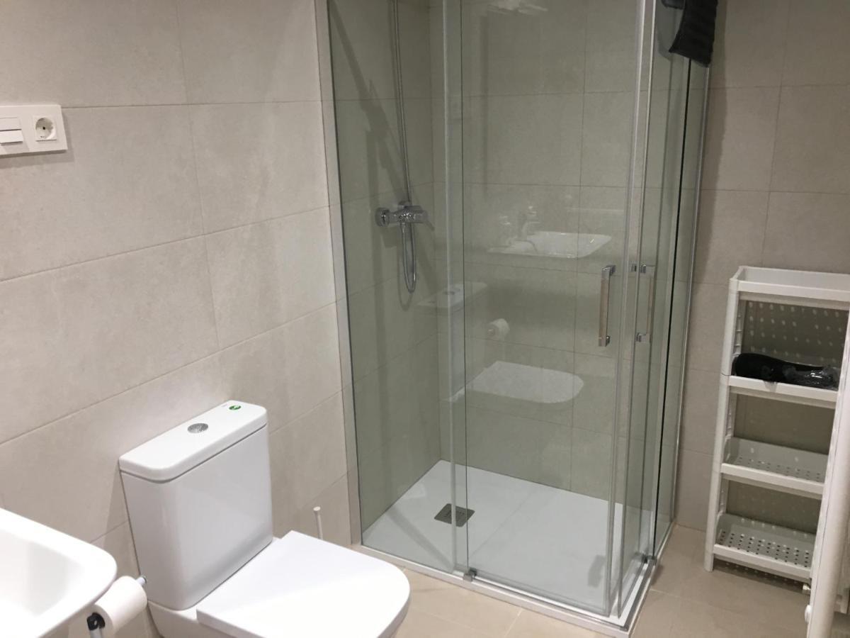 Apartamentos Gyc Viviendas Deluxe เลออน ภายนอก รูปภาพ
